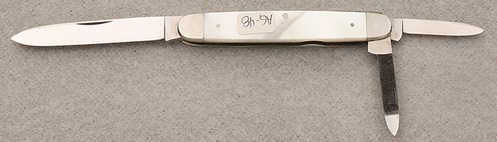 Hen & Rooster 3-5/8" Even End White Mother-of-Pearl